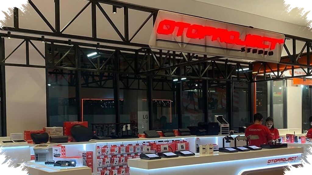 Otoproject Buka 2 Studio Sekaligus, Sinyal Keras Perang Aksesoris Otomotif Offline