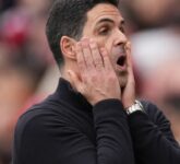 Gary Neville Ingatkan Arsenal, Harus Menjaga Emosi Jelang Duel Penentu Lawan Man City Gary Neville Ingatkan Arsenal, Harus Menjaga Emosi Jelang Duel Penentu Lawan Man City