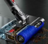 Dyson Satukan Sapu Dan Pel Sekaligus, Alat Ringkas Rp9,9 Juta Ini Bikin Standar Higienis Berubah Dyson Satukan Sapu Dan Pel Sekaligus, Alat Ringkas Rp9,9 Juta Ini Bikin Standar Higienis Berubah