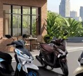 Yamaha Gear Ultima Hybrid 2026 Naik Kelas, Keyless dan Hybrid Bikin Skutik Entry-Level Ini Sulit Diabaikan Yamaha Gear Ultima Hybrid 2026 Naik Kelas, Keyless dan Hybrid Bikin Skutik Entry-Level Ini Sulit Diabaikan