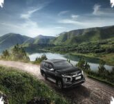 Pecinta Dakar Merapat! Wireless Charger dan ADAS di Pajero Sport Baru Ini Sulit Diabaikan Pecinta Dakar Merapat! Wireless Charger dan ADAS di Pajero Sport Baru Ini Sulit Diabaikan