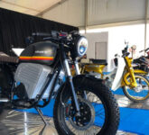 Roadmap Motor Bensin ke Listrik Disiapkan, Penjualan Domestik Bakal Dipaksa Berubah Roadmap Motor Bensin ke Listrik Disiapkan, Penjualan Domestik Bakal Dipaksa Berubah