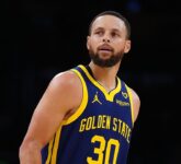 Warriors Rela Menahan Curry, Taruhan Besar Demi Selamat Dari Play-In Warriors Rela Menahan Curry, Taruhan Besar Demi Selamat Dari Play-In