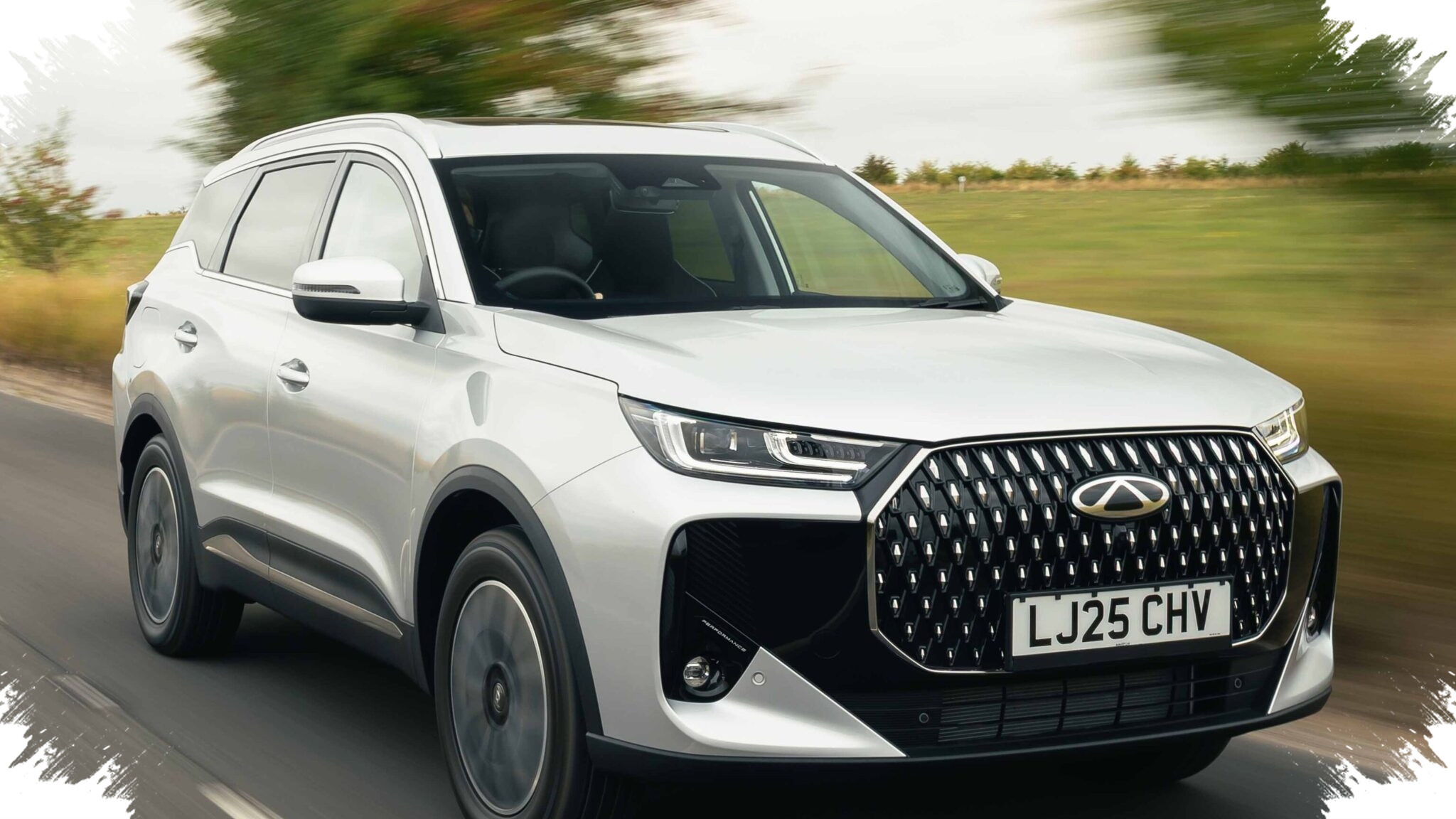 Chery Tiggo 7L Resmi Meluncur, Lebih Bongsor dan Mesinnya Lebih Buas