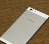 Oppo Enco R5 Berubah Haluan, Desain Semi In-Ear Ini Bisa Jadi Kabar Baik atau Bumerang?