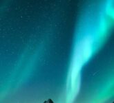 7 Fenomena Langit Di Kutub Yang Tak Masuk Akal, Dari Aurora Hingga Green Flash