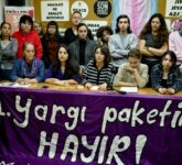 Turkiadili 11 Aktivis LGBT ke Pengadilan, Tuduhan Obsenitas Memicu Ketegangan Hak Asasi