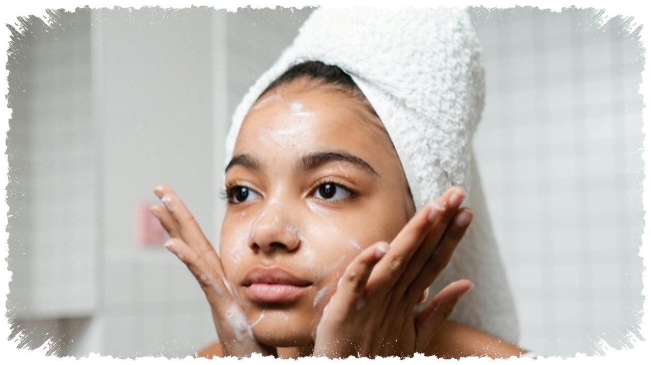 3 Cleanser Tangerine yang Bikin Kulit Kusam Tak Lagi Jadi Masalah, Glow Segar Tanpa Ribet