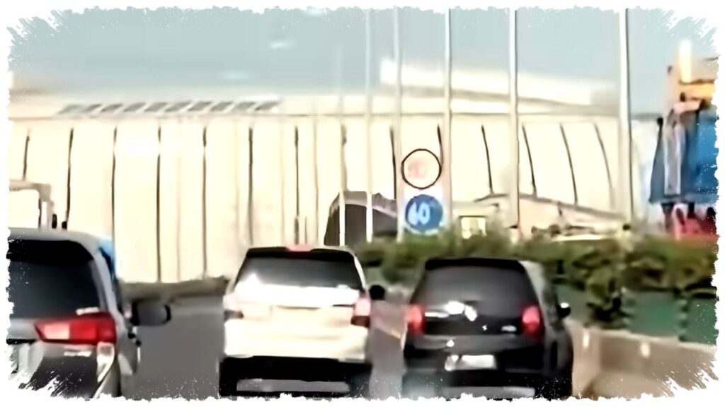Innova Vs Livina Di Tol Ancol, Saat Emosi Sekejap Ubah Jalan Jadi Arena Bahaya