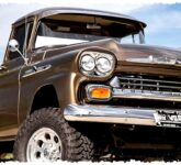 Chevrolet Apache 1958 Ini Jadi Restomod 4X4 Berisi LS V8 Dan Interior BMW, Siap Lelang Mecum Houston