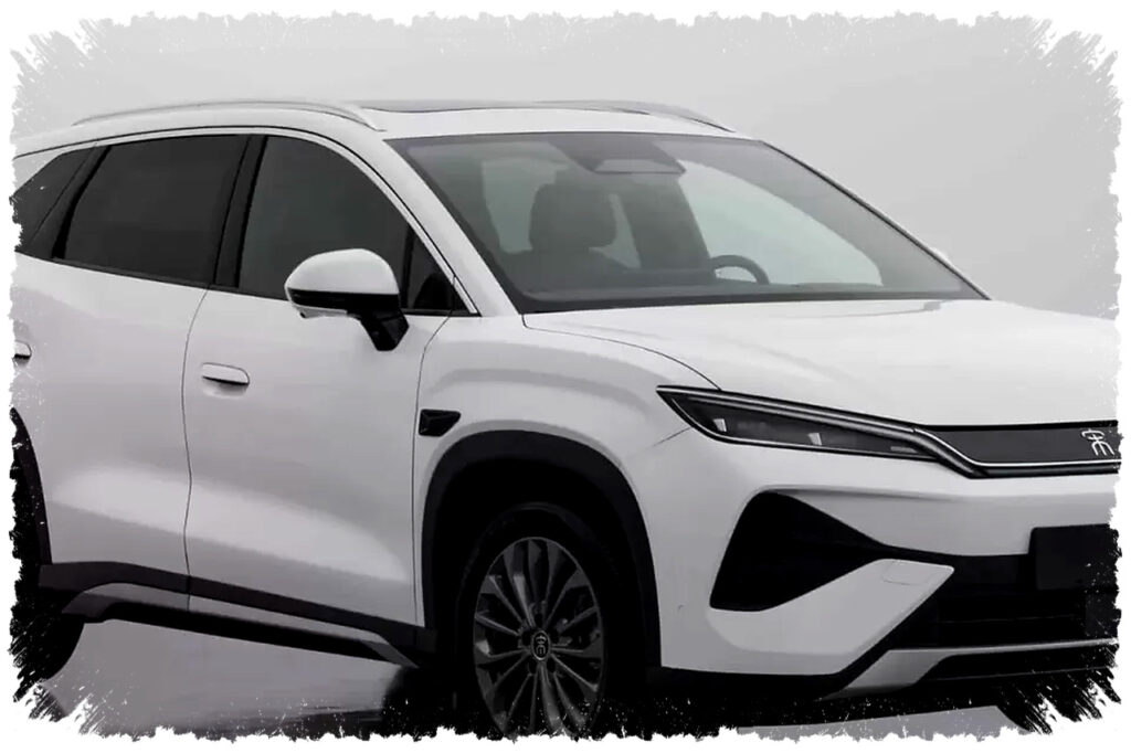 BYD Song Ultra EV Meluncur, Harga Rp300 Jutaan Bisa Daya Penuh Hanya 9 Menit