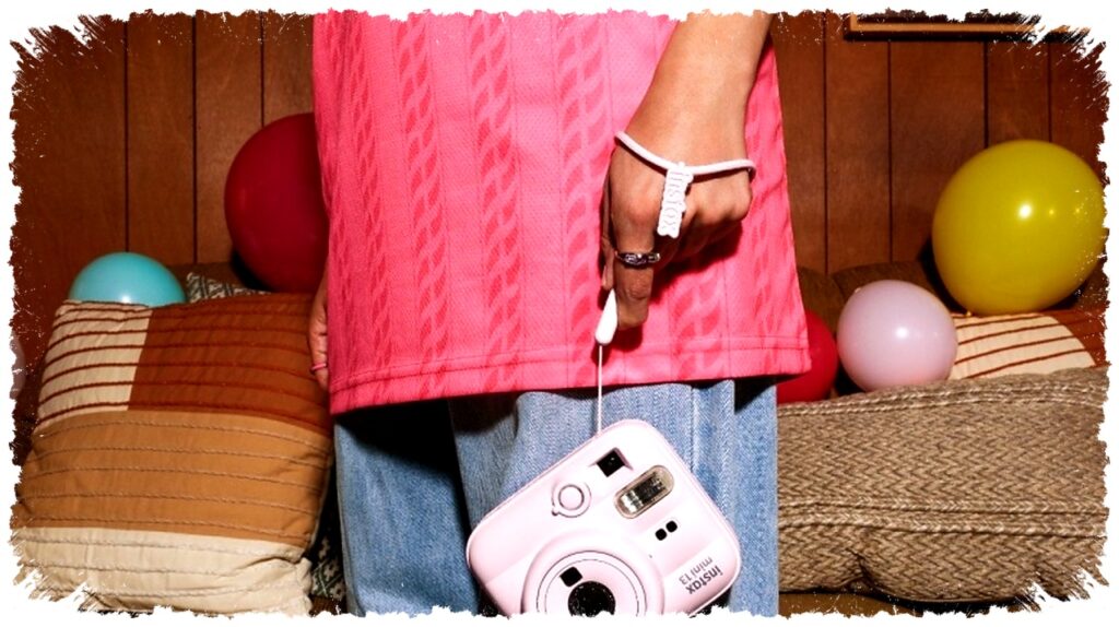 Fujifilm Instax Mini 13 Masuk Indonesia, Self-Timer Baru Siap Ubah Cara Anak Muda Foto