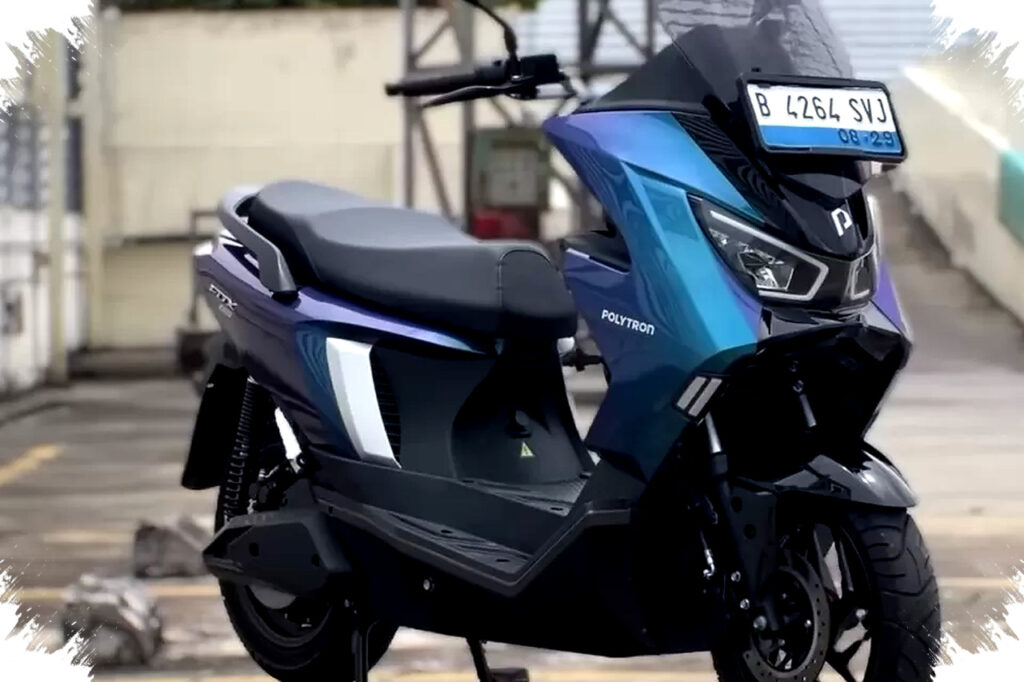 Polytron Fox 350 Tak Sekadar Motor Listrik, 130 Km Sekali Cas Bikin Banyak Warga Kota Meliriknya