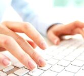Keyboard Palsu Di Meja Bank, Puluhan Karyawan Wells Fargo Dipecat