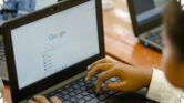 Tenggat PP Tunas Semakin Dekat, Komdigi Desak Platform Digital Patuh Aturan Anak