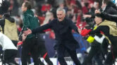 Mourinho Selangkah Lagi ke Real Madrid, Negosiasi Akhir Penentu Nasib Los Blancos Mourinho Selangkah Lagi ke Real Madrid, Negosiasi Akhir Penentu Nasib Los Blancos