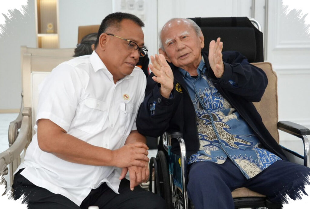 Emil Salim Ingatkan Menteri LH, Lingkungan Perlu Human Touch dan Gerakan Bersama