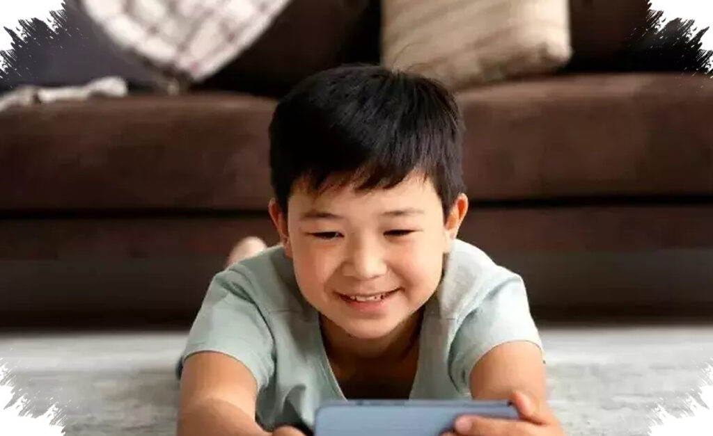 Terlalu Banyak Main Gadget Bisa Mirip Autisme dan ADHD, Ini Penjelasan Medisnya