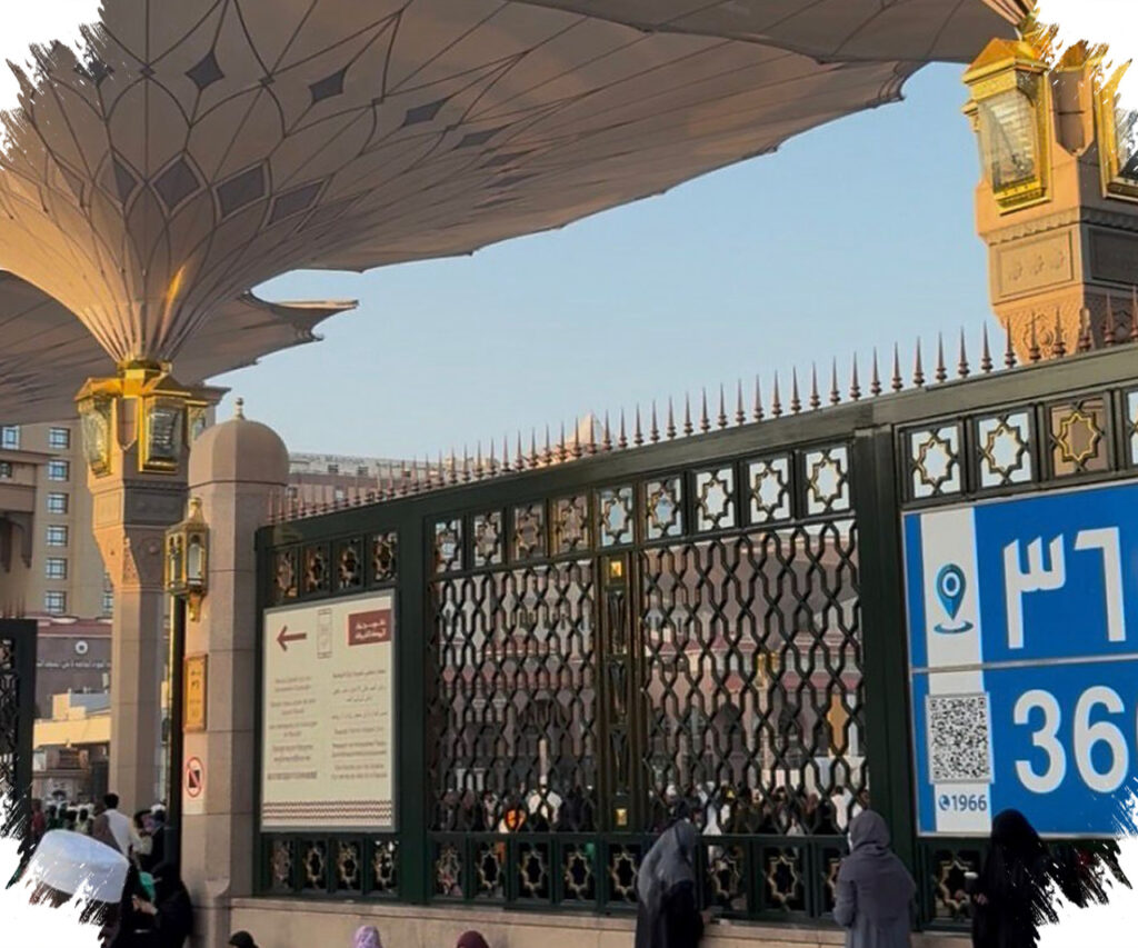 Warna Pintu Masjid Nabawi, Kunci Aman Jemaah Haji Dan Umrah Di Madinah