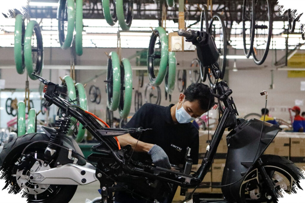 236 Ribu Motor Listrik Tertanam, Subsidi Berhenti Laju Mulai Terasa?