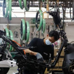 236 Ribu Motor Listrik Tertanam, Subsidi Berhenti Laju Mulai Terasa?