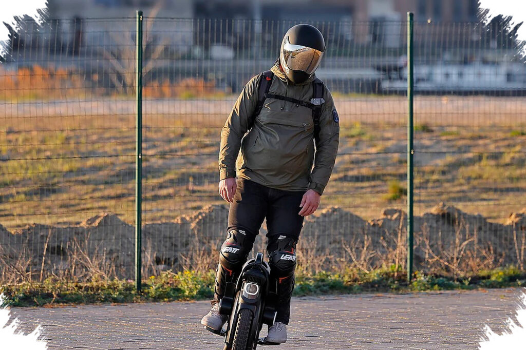 Berangkat Kerja Naik Roda Satu Tak Lagi Mahal, 5 Unicycle Ini Tembus Jarak 20 Km+