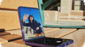 Motorola Razr Ubah Google Photos Jadi Penata Gaya, Kenangan Kini Muncul di Layar Utama Motorola Razr Ubah Google Photos Jadi Penata Gaya, Kenangan Kini Muncul di Layar Utama