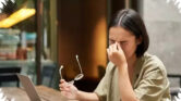 Burnout Tak Datang Mendadak, Kebiasaan Kerja Ini Diam-Diam Menguras Daya Tahan Burnout Tak Datang Mendadak, Kebiasaan Kerja Ini Diam-Diam Menguras Daya Tahan