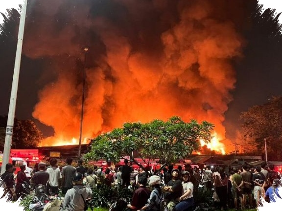 Kebakaran Kemayoran Menghanguskan Ratusan Rumah, Dugaan Korsleting Jadi Titik Awal Api