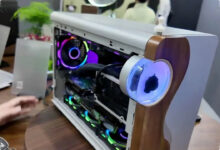 Casing MicroATX Ini Punya Ferrofluid Bergerak, Bikin Meja Kerja Terlihat Aneh Tapi Keren