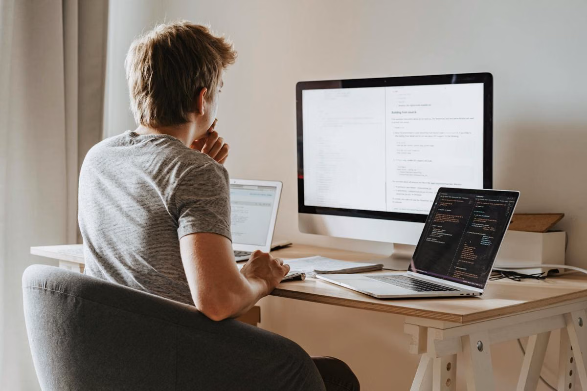 5 Gadget WFH yang Sering Diremehkan, Padahal Paling Bikin Fokus Bertahan Lebih Lama