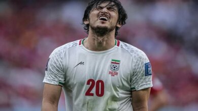 Foto Salaman yang Berujung Sanksi, Azmoun Dicoret dari Skuad Iran Piala Dunia