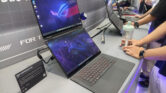 Asus ROG Zephyrus Duo Hadirkan Dua Layar OLED 3K, RTX 5090 dalam Satu Laptop Gaming Asus ROG Zephyrus Duo Hadirkan Dua Layar OLED 3K, RTX 5090 dalam Satu Laptop Gaming