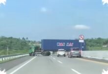 Truk Trailer Putar Balik di Tol Semarang-Solo, Dendanya Dua Kali Tarif Terjauh dan Tilang Menanti