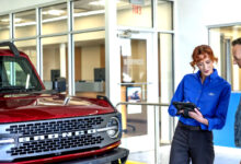 Mobil di Amerika Makin Tua, Ford Berusaha Mengubah Servis Jadi Mesin Uang