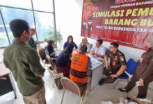 Kemenhut Serahkan Nakhoda Vietnam, Kasus 796 Kg Sisik Trenggiling Berlanjut ke Kejari Cilegon