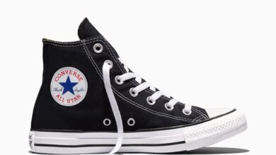 Mengapa Converse Chuck Taylor Tak Pernah Kalah, Rahasia Sepatu Klasik Ini Menantang Tren Modern