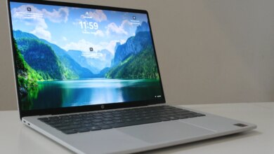 HP Omnibook 5 vs MacBook Neo, Pilihan Terbaiknya Ternyata Bukan yang Paling Ringan