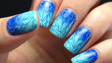 7 Ide Nail Art Lagoon Blue yang Bikin Kuku Terlihat Lebih Berkarakter, dari Soft hingga Bold