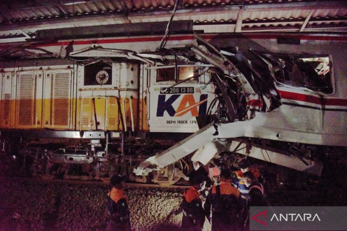 KNKT Pastikan Taksi GSM Tak Bermasalah, Kronologi Kecelakaan KRL Bekasi Timur Terkuak