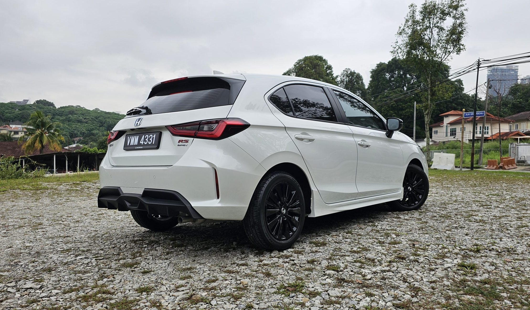 Honda City Hatchback RS Mencuri Hati Anak Muda, Sporty di Jalan Fleksibel untuk Harian