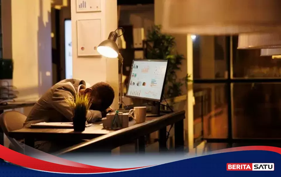 Mau Cepat Pulang Saat Kerja, Tiga Tanda Burnout Yang Sering Tak Disadari