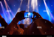 Saat Venue Gelap dan Layar Makin Terang, Fitur Samsung Ini Bikin Saya Tenang Saat Konser