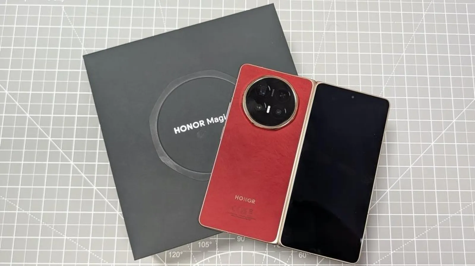 Galaxy Z Fold8 Bawa Baterai Lebih Besar, Pixel 11 Bocorkan Warna Baru, Honor Magic V6 Mulai Meluncur