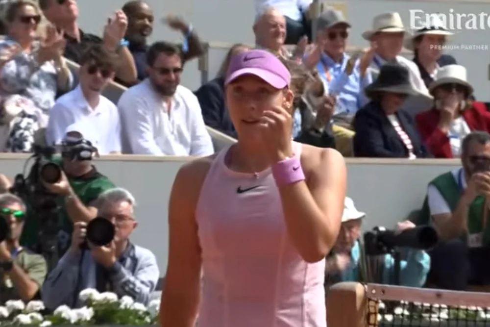 Mirra Andreeva Taklukkan Roland Garros, Rekor Muda yang Mengubah Sejarah Tenis Putri