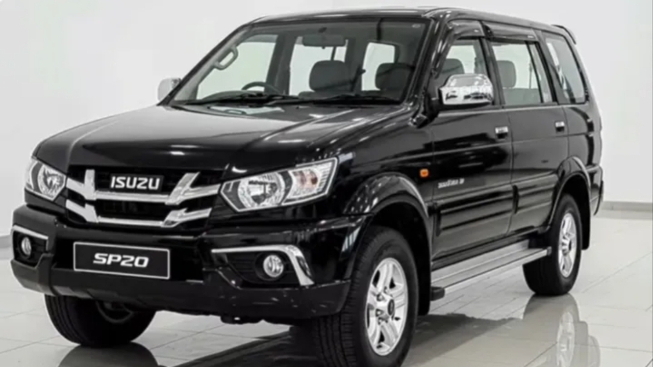 Wajah Baru Isuzu Panther 2026 Terkuak, Mesin Diesel Tangguh dan Kabin 9 Penumpang Tetap Dipertahankan