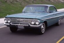 Impala SS 409 Tersembunyi 18 Tahun, Ditarik Keluar Saat Akar Pohon Sudah Menguncinya