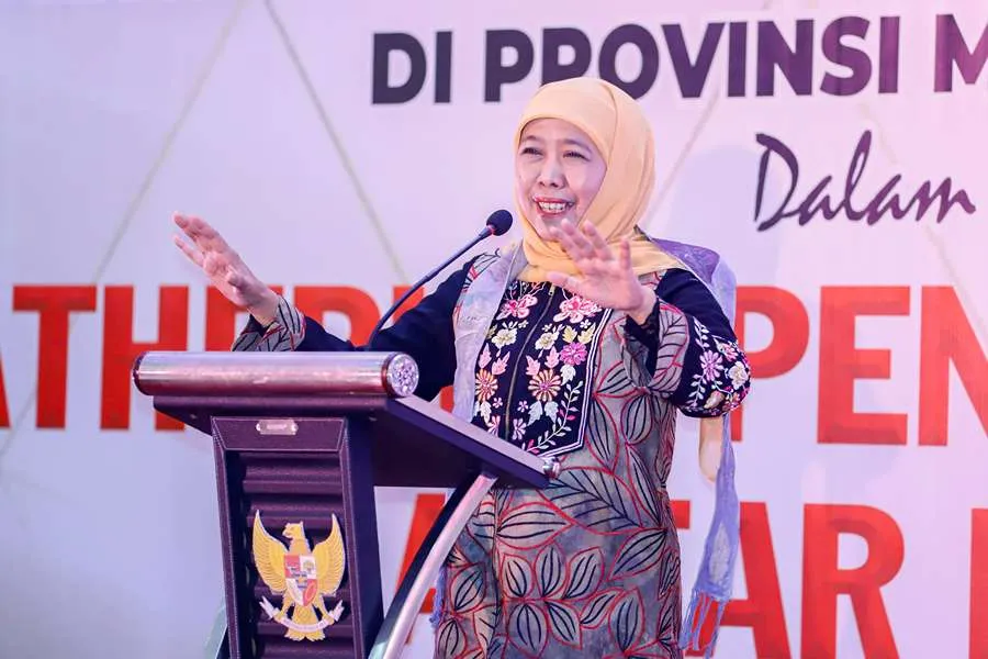 Khofifah Tegaskan SPMB Jatim Bersih dari Titip Siswa dan Suap, Verifikasi Digital Kunci Transparansi
