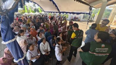 Waisak Menyapa Warga Jawa Tengah, Pengobatan Gratis dan Sembako Mengalir di Sejumlah Vihara