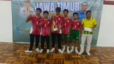 Keterbatasan Tak Menahan Bawean, Tim SMAN 1 Sangkapura Rebut Emas Kejurprov Jawa Timur